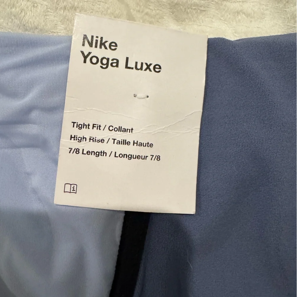 Nike Womens Yoga Luxe Dri-Fit High-Rise 7/8 Tight blue